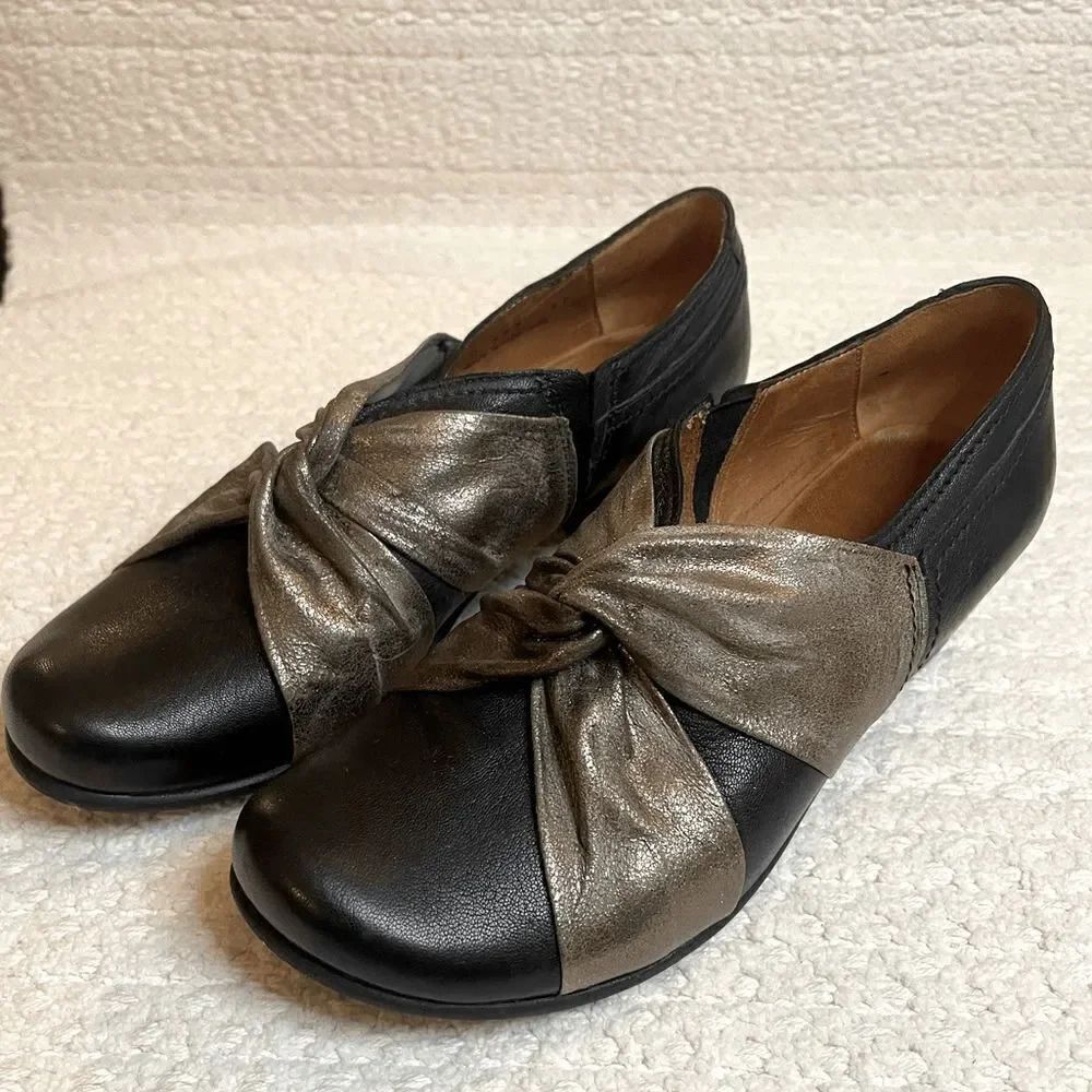 FIDJI black and Pewter leather Low heels Slip On Women’s size 37 EU
